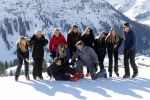 Lech 25 februari 2019
Koning Willem-Alexander, Koningin MÃ¡xima, Prinses Beatrix, Prins Constantijn, Prinses Laurentien en de prinsessen Amalia, Alexia en Ariane samen met Eloise, Leonore en Claus-Casimir tijdens de fotosessie tijdens de wintersportvakantie in Lech.