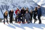 Lech 25 februari 2019
Koning Willem-Alexander, Koningin MÃ¡xima, Prinses Beatrix, Prins Constantijn, Prinses Laurentien en de prinsessen Amalia, Alexia en Ariane samen met Eloise, Leonore en Claus-Casimir tijdens de fotosessie tijdens de wintersportvakantie in Lech.