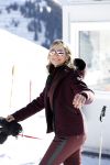 Lech 25 februari 2019
Koning Willem-Alexander, Koningin MÃ¡xima, Prinses Beatrix, Prins Constantijn, Prinses Laurentien en de prinsessen Amalia, Alexia en Ariane samen met Eloise, Leonore en Claus-Casimir tijdens de fotosessie tijdens de wintersportvakantie in Lech.