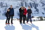 Lech 25 februari 2019
Koning Willem-Alexander, Koningin MÃ¡xima, Prinses Beatrix, Prins Constantijn, Prinses Laurentien en de prinsessen Amalia, Alexia en Ariane samen met Eloise, Leonore en Claus-Casimir tijdens de fotosessie tijdens de wintersportvakantie in Lech.