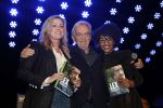 Bussum 6 maart 2019
Boekpresentatie van Lex Harding. Bridget Maasland en Sylvana Simons kregen het eerste boek overhandigd