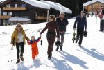 Oberlech 25 februari 2019
Lieke v Lexmond op skivakantie met haar man Bas v Veggel en hun zoontje Vik.
Ook de moeder van Bas en haar partner zijn erbij.