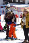 Oberlech 25 februari 2019
Lieke v Lexmond op skivakantie met haar man Bas v Veggel en hun zoontje Vik.
Ook de moeder van Bas en haar partner zijn erbij.