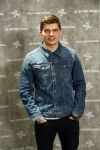 Amsterdam 4 februari 2019
Max Verstappen bij de presentatie van de G-Star RAW Max Verstappen lijn in de G-star winkel op de pc Hooftstraat. Max gaat met fans op de foto.