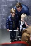 Amsterdam 4 februari 2019
Max Verstappen bij de presentatie van de G-Star RAW Max Verstappen lijn in de G-star winkel op de pc Hooftstraat. Max gaat met fans op de foto.