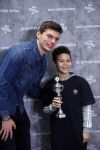 Amsterdam 4 februari 2019
Max Verstappen bij de presentatie van de G-Star RAW Max Verstappen lijn in de G-star winkel op de pc Hooftstraat. Max gaat met fans op de foto.