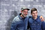 Amsterdam 4 februari 2019
Max Verstappen bij de presentatie van de G-Star RAW Max Verstappen lijn in de G-star winkel op de pc Hooftstraat. Max gaat met fans op de foto.