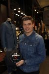 Amsterdam 4 februari 2019
Max Verstappen bij de presentatie van de G-Star RAW Max Verstappen lijn in de G-star winkel op de pc Hooftstraat. Max gaat met fans op de foto.