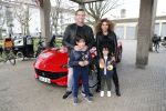 Amsterdam 2 maart 2019
Najib Amhali en zijn vrouw Miama vieren de 4e verjaardag van hun zoon Novell . Ook zoon Noah is aanwezig in Candy Castle. Ze arriveren in een rode ferrari.