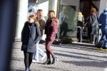Lech 25 februari 2019
Olcay Gulsen op straat in Lech met prinses Eloise ( Dochter Prins Constantijn en Prinses Laurentien)