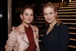 Zaandag 4 februari 2019
PremiÃ¨re Laten we eerlijk zijn in het zaantheater. Peggy Vrijens en Marit v Bohemen