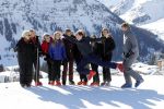 Lech 25 februari 2019
Koning Willem-Alexander, Koningin MÃ¡xima, Prinses Beatrix, Prins Constantijn, Prinses Laurentien en de prinsessen Amalia, Alexia en Ariane samen met Eloise, Leonore en Claus-Casimir tijdens de fotosessie tijdens de wintersportvakantie in Lech.