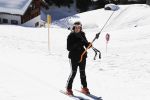 Lech 25 februari 2019
Koning Willem-Alexander, Koningin MÃ¡xima, Prinses Beatrix, Prins Constantijn, Prinses Laurentien en de prinsessen Amalia, Alexia en Ariane samen met Eloise, Leonore en Claus-Casimir tijdens de fotosessie tijdens de wintersportvakantie in Lech.
