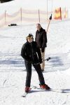 Lech 25 februari 2019
Koning Willem-Alexander, Koningin MÃ¡xima, Prinses Beatrix, Prins Constantijn, Prinses Laurentien en de prinsessen Amalia, Alexia en Ariane samen met Eloise, Leonore en Claus-Casimir tijdens de fotosessie tijdens de wintersportvakantie in Lech.