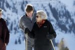 Lech 25 februari 2019
Koning Willem-Alexander, Koningin MÃ¡xima, Prinses Beatrix, Prins Constantijn, Prinses Laurentien en de prinsessen Amalia, Alexia en Ariane samen met Eloise, Leonore en Claus-Casimir tijdens de fotosessie tijdens de wintersportvakantie in Lech.