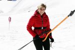Lech 25 februari 2019
Koning Willem-Alexander, Koningin MÃ¡xima, Prinses Beatrix, Prins Constantijn, Prinses Laurentien en de prinsessen Amalia, Alexia en Ariane samen met Eloise, Leonore en Claus-Casimir tijdens de fotosessie tijdens de wintersportvakantie in Lech.