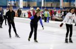 Heerenveen 17 maart 2019
De hollandse 100 voor de stichting lymphe&Co in Thialf.
Aanwezig oa Prins Bernhard jr Prinses Annette Prins Pieter Christiaan Mr Pieter v Vollenhoven Prinses Margriet Rosanna Kluivert Monique des Bouvrie en Tim Douwsma.