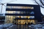 Amsterdam 1 februari 2019
Eugene v Dun ( ex partner  Connie bWitteman) arriveert bij de rechtbank van Amsterdam ivm zaak over de inbraak bij Connie op de pc hooftstraat.