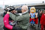 Heerenveen 17 maart 2019
De hollandse 100 voor de stichting lymphe&Co in Thialf.
Aanwezig oa Prins Bernhard jr Prinses Annette Prins Pieter Christiaan Mr Pieter v Vollenhoven Prinses Margriet Rosanna Kluivert Monique des Bouvrie en Tim Douwsma.