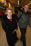 Amsterdam, 16 Februari 2019
Aankomst op Schiphol van Ria Bartling (vriendin oud-bokser Rudi Lubbers) samen met Dr. Martin Wagtmans