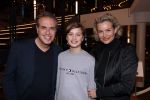 Zaandag 4 februari 2019
PremiÃ¨re Laten we eerlijk zijn in het zaantheater. Richard Kemper met zijn vrouw en zoon