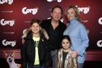Amsterdam 10 februari 2019
Premiere Corgi in pathe arena. Robert Leroy met partner Jamie de Boer en zijn zoon en dochter