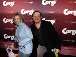 Amsterdam 10 februari 2019
Premiere Corgi in pathe arena. Robert Leroy met partner Jamie de Boer en zijn zoon en dochter
