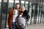 Amsterdam 28 februari 2019
Roxeanne Hazes en haar vriend Erik Zwennes achter de kinderwagen.