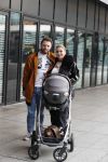 Amsterdam 28 februari 2019
Roxeanne Hazes en haar vriend Erik Zwennes achter de kinderwagen.