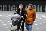 Amsterdam 28 februari 2019
Roxeanne Hazes en haar vriend Erik Zwennes achter de kinderwagen.