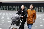 Amsterdam 28 februari 2019
Roxeanne Hazes en haar vriend Erik Zwennes achter de kinderwagen.