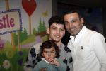 Amsterdam 2 maart 2019
Feestje Najib Amhaki . Tamer Gï¿½nen met dochter en zoon
Tamer Gonen