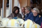Amsterdam 27 februari 2019
Tom Egbers en zijn vrouw Janke Dekker op terras .