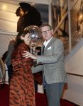 Amsterdam 6 februari 2019
Premiere de waarheid in het de la mar theater. Ursul de Geer met vriendin