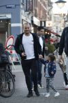 Amsterdam 14 februari 2019
Wesley Sneijder heeft een lunch gehad bij brasserie v Dam met zijn zoon Xess Xava en vrienden.