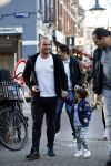 Amsterdam 14 februari 2019
Wesley Sneijder heeft een lunch gehad bij brasserie v Dam met zijn zoon Xess Xava en vrienden.
