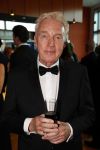 Rotterdam 8 maart 2020
Premiere Hello Dolly in het nieuwe Luxor. Karin Riethoven interviewt Andre v Duin . Andre draagt zijn eigen trouwring en die van Martin