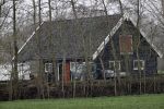 Abcoude 13 februari 2020
Nieuwe huis van Arie Boomsma en zijn vrouw Romy aan het Gein in Abcoude