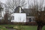 Abcoude 13 februari 2020
Nieuwe huis van Arie Boomsma en zijn vrouw Romy aan het Gein in Abcoude
