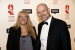 Hilversum 9 maart 2020
Uitreiking Buma awards in studio 21 op het mediapark. Ben Liebrand  met partner