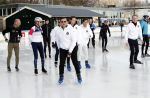 Amsterdam 4 februari 2020
Perspresentatie Hollandse 100 voor Lymph&Co op de Jaap Eden schaatsbaan.
Prins Bernahrd jr en Prinses Margriet zijn ook aanwezig. Benjamin Aslan