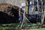 Hei en Boeicop 4 maart 2020
Boer Willem een van de deelnemers van het nieuwe seizoen van boer zoekt vrouw . Willem bij zijn huis / boerderij . Ook zijn moeder is aanwezig . Matthijs Albers van Story is er ook bij .