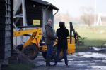 Hei en Boeicop 4 maart 2020
Boer Willem een van de deelnemers van het nieuwe seizoen van boer zoekt vrouw . Willem bij zijn huis / boerderij . Ook zijn moeder is aanwezig . Matthijs Albers van Story is er ook bij .