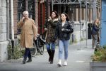 Ansterdam 7 maart 2020
Bram Moszkowicz met zijn dochter en vriendin Nienke Hoogervorst op straat in Amsterdam zuid