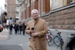 Ansterdam 7 maart 2020
Bram Moszkowicz met zijn dochter en vriendin Nienke Hoogervorst op straat in Amsterdam zuid