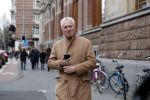 Ansterdam 7 maart 2020
Bram Moszkowicz met zijn dochter en vriendin Nienke Hoogervorst op straat in Amsterdam zuid