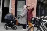 Amsterdam 30 januari 2020
Carolien Spoor en haar man John Karthaus achter de kinderwagen.