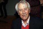 Hilversum 5 januari 2020
Peter Koelewijn krijgt een lintje van Burgemeester Pieter Broertjes.
Event vond plaats in de wisseloord studios. Co de Kloet
