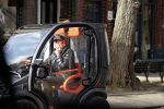 Amsterdam 12 maart 2020
Connie Witteman doet boodschappen met haar Biro . Daarna gaat ze naar de bank