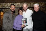 Amsterdam 10 februari 2020
Boek presentatie Donny Roelvink bij Mama Kelly.
Zijn ouders Dries Lucienne Kenter en broer Dave waren natuurlijk aanwezig.
